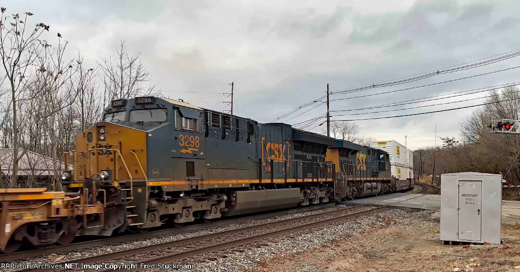 CSX 3298 is MDPU.